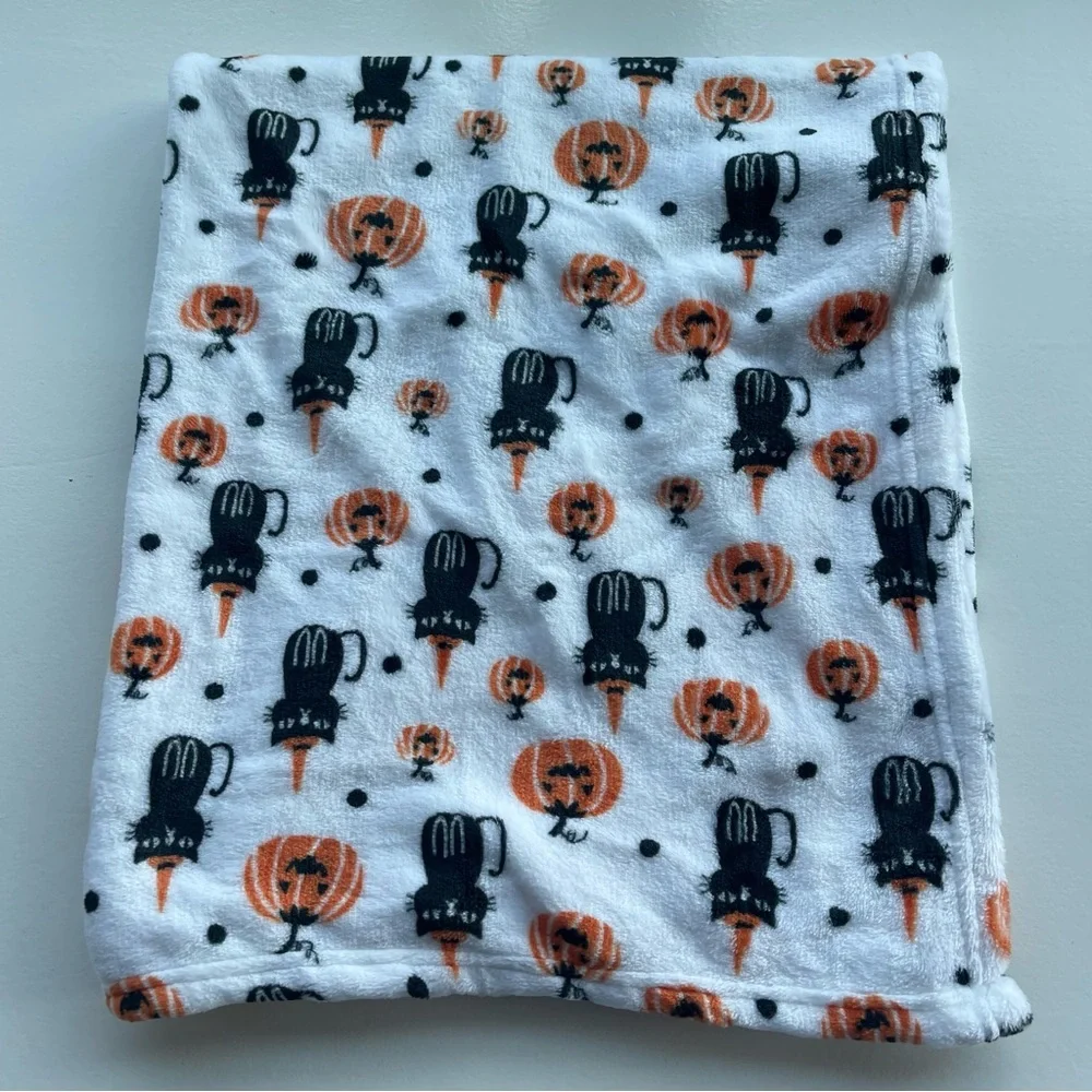 Halloween Cat and Pumpkin Throw or Baby Blanket